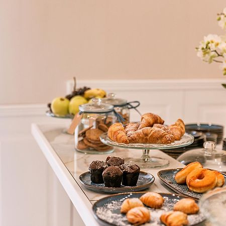 Gentile Suite & Spa Vomero Napoli Ngoại thất bức ảnh