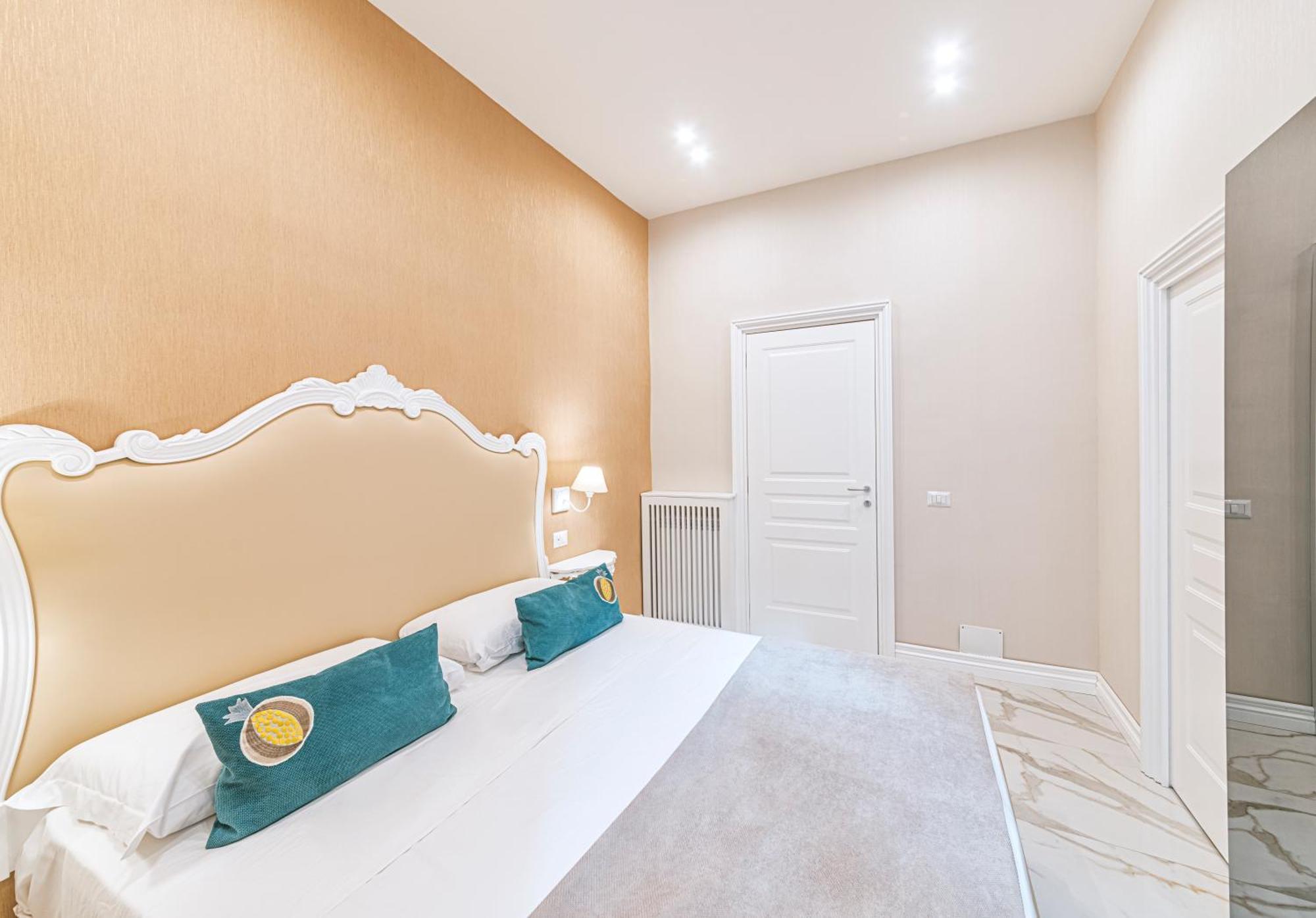Gentile Suite & Spa Vomero Napoli Ngoại thất bức ảnh