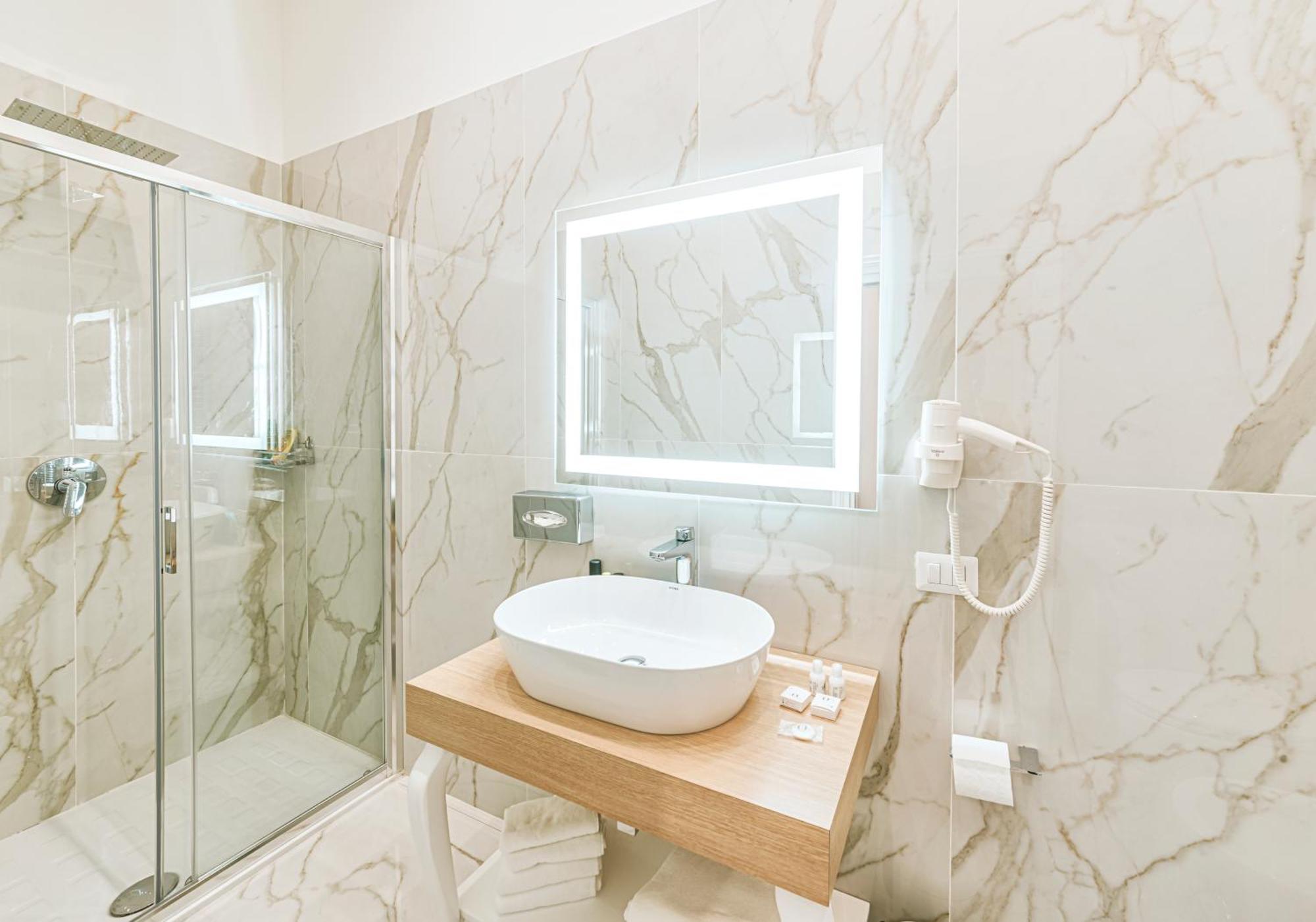 Gentile Suite & Spa Vomero Napoli Ngoại thất bức ảnh