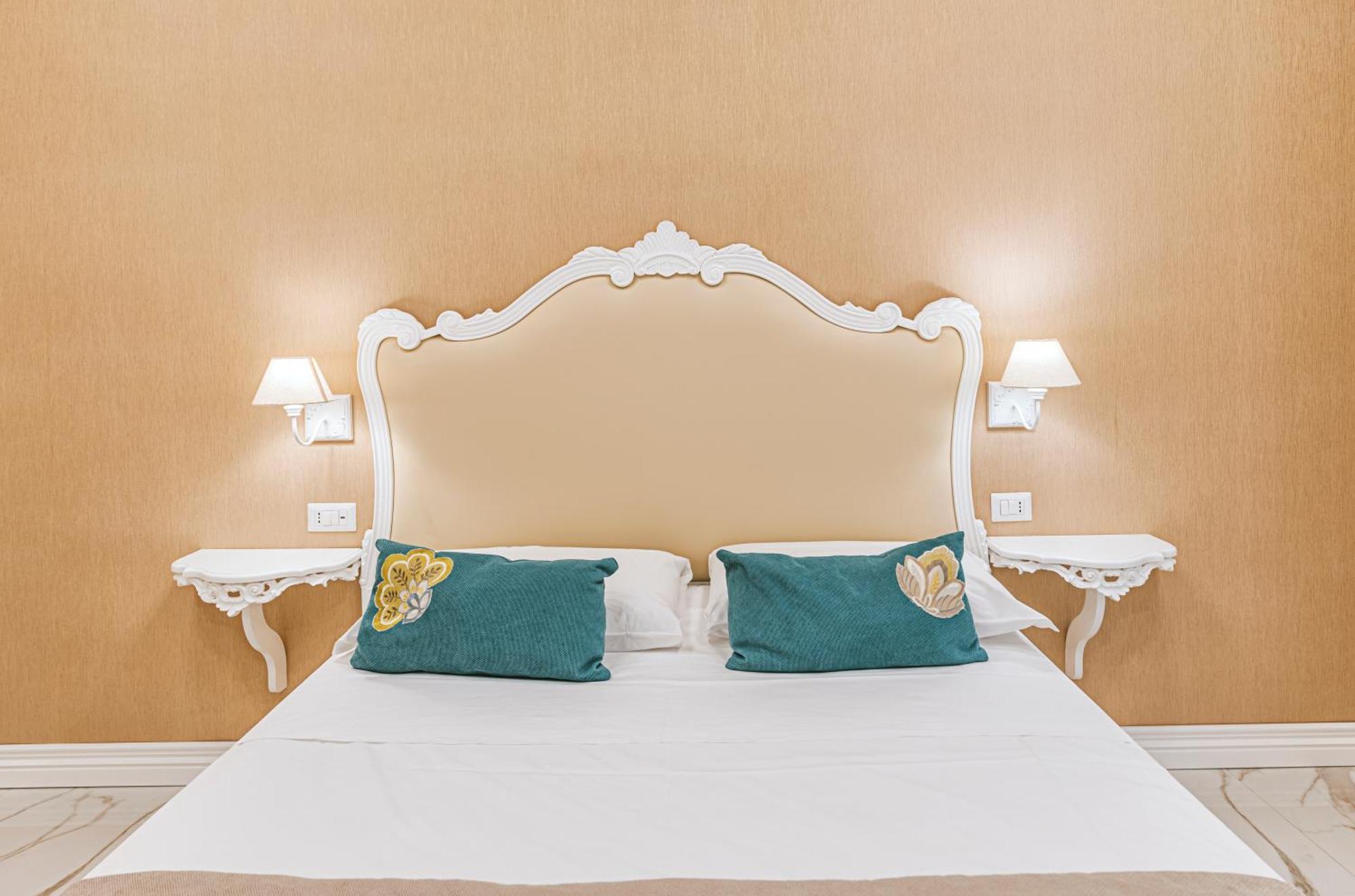 Gentile Suite & Spa Vomero Napoli Ngoại thất bức ảnh