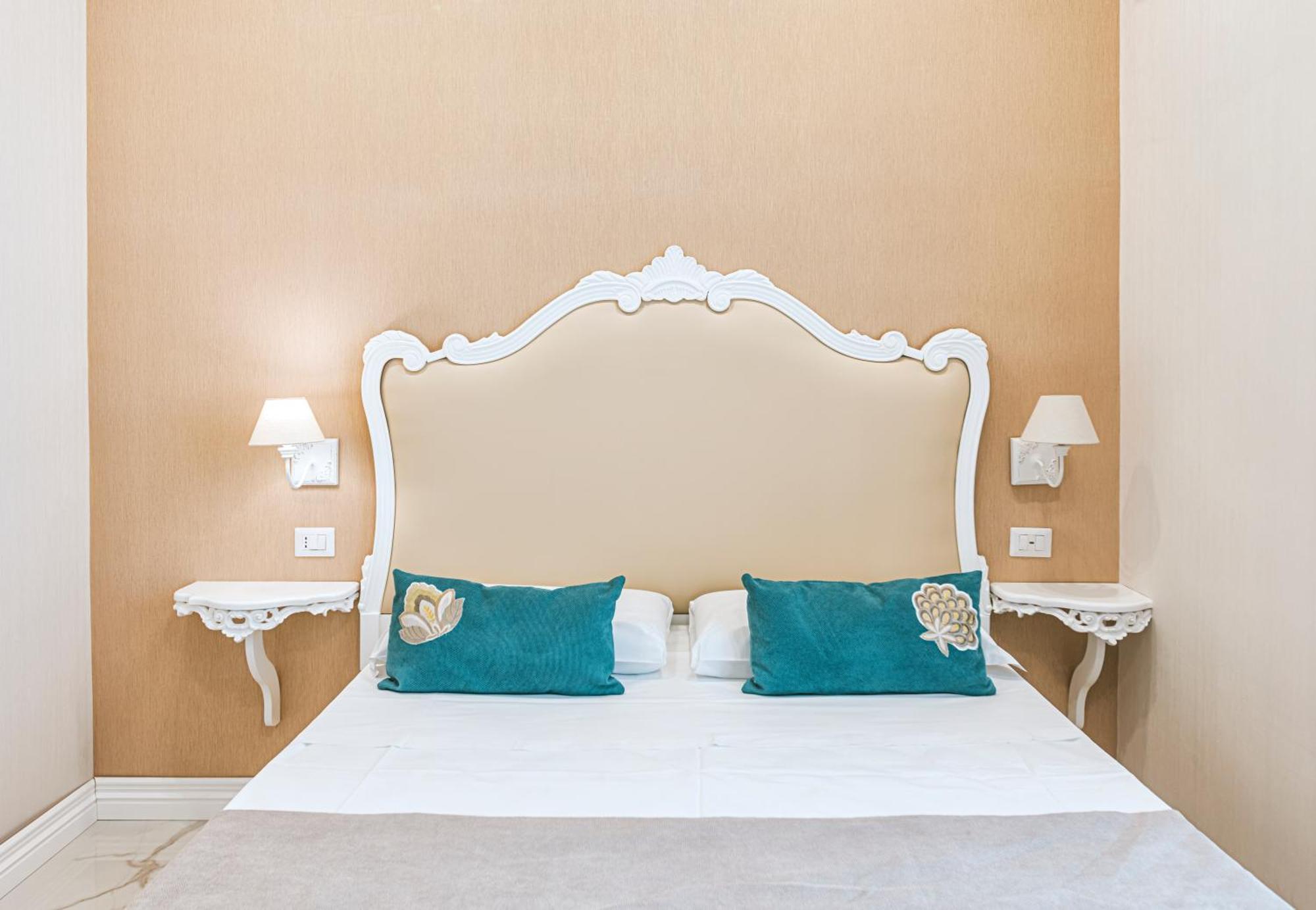 Gentile Suite & Spa Vomero Napoli Ngoại thất bức ảnh